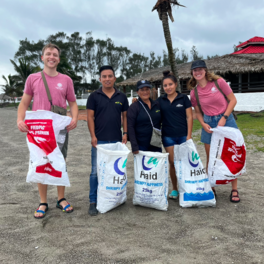 Caitlyn Beasley in Ecuador