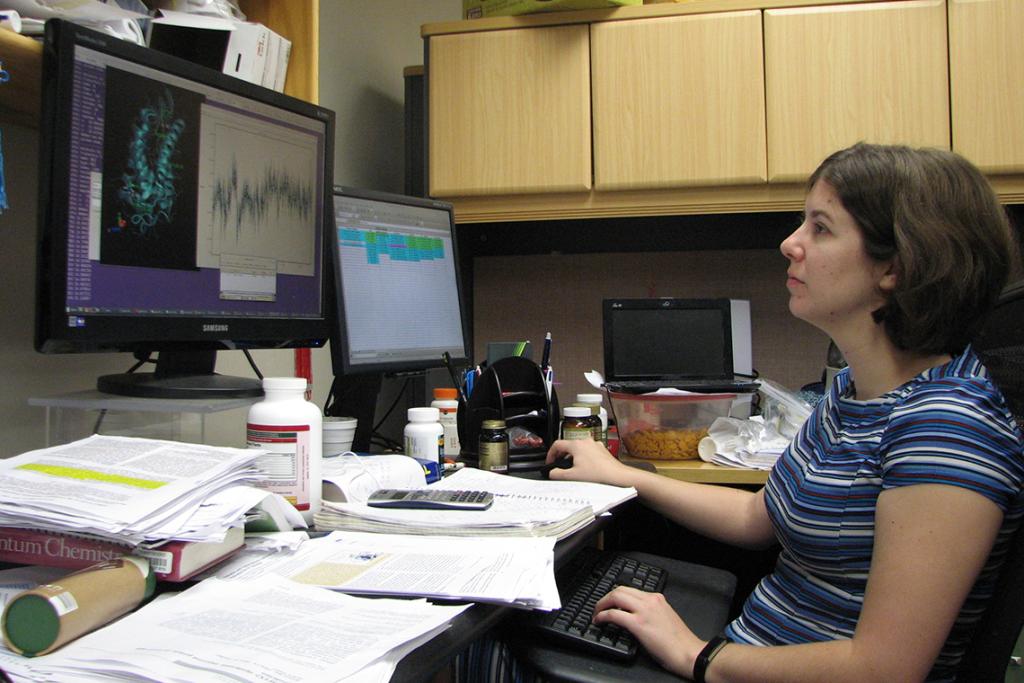 Karen Corbett, Arts & Sciences (Doctoral Student, Molecular Biophysics), Protein Simulation Myoglobin Dynamics